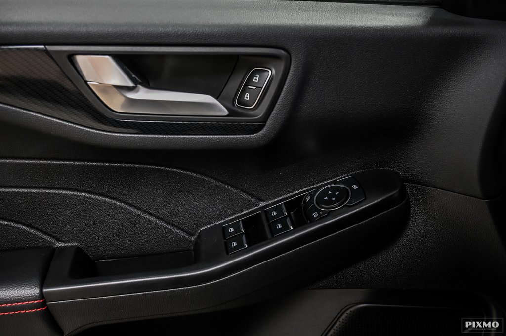 2025 Ford Escape ST-Line Select | AWD | ECRAN 13.2P  | ENS TECH | in Brossard, Quebec - 19 - w1024h768px