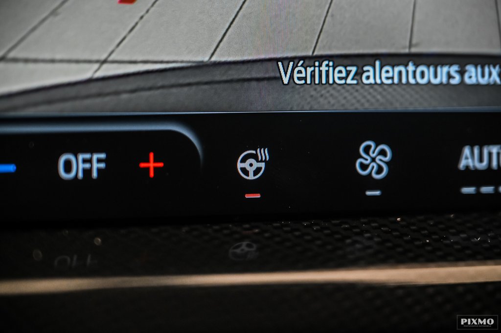 2025 Ford Escape ST-Line Select | AWD | ECRAN 13.2P  | ENS TECH | in Brossard, Quebec - 26 - w1024h768px