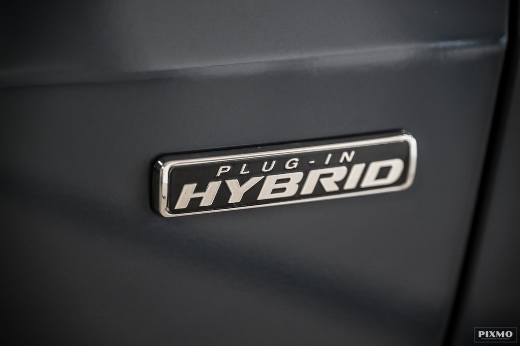 2025 Ford Escape in Brossard, Quebec - 16 - w1024h768px