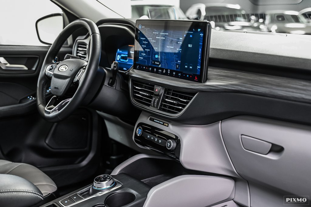 2025 Ford Escape in Brossard, Quebec - 28 - w1024h768px