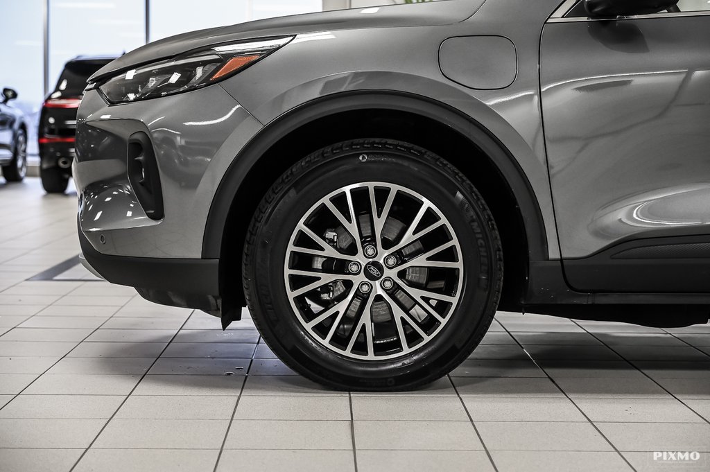 2025 Ford Escape in Brossard, Quebec - 8 - w1024h768px