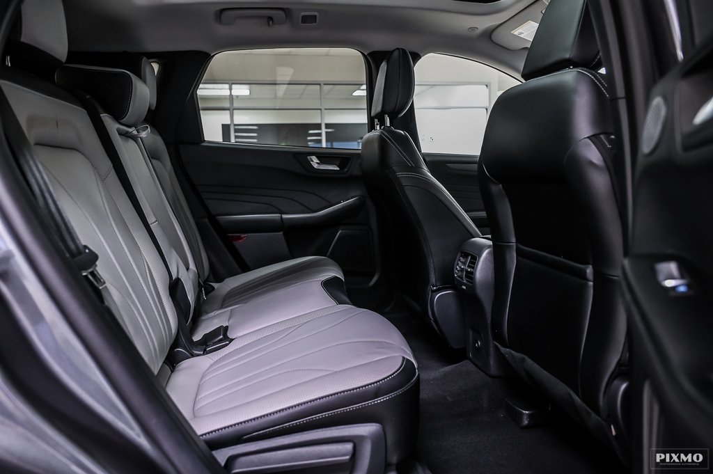 2025 Ford Escape in Brossard, Quebec - 23 - w1024h768px