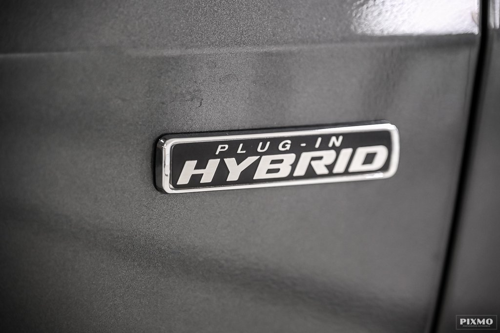 2025 Ford Escape in Brossard, Quebec - 10 - w1024h768px