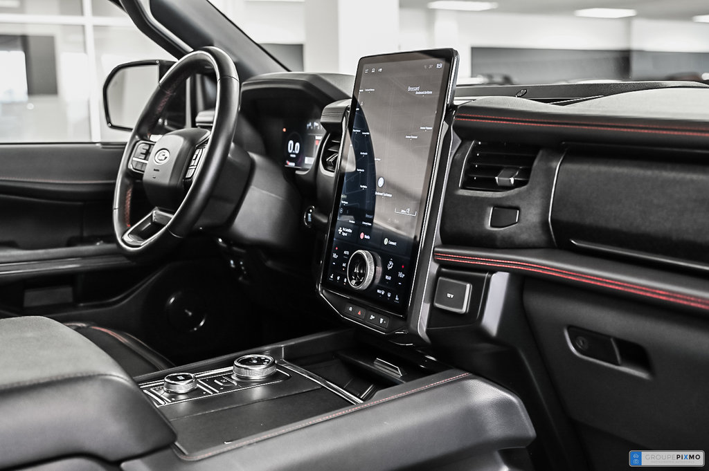 2024 Ford Expedition in Brossard, Quebec - 37 - w1024h768px