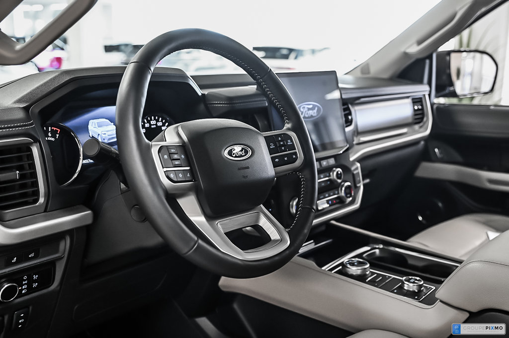 2024 Ford Expedition in Brossard, Quebec - 21 - w1024h768px