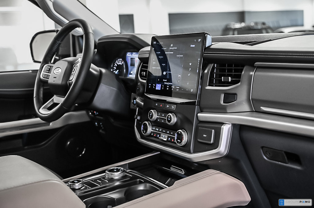 2024 Ford Expedition in Brossard, Quebec - 38 - w1024h768px