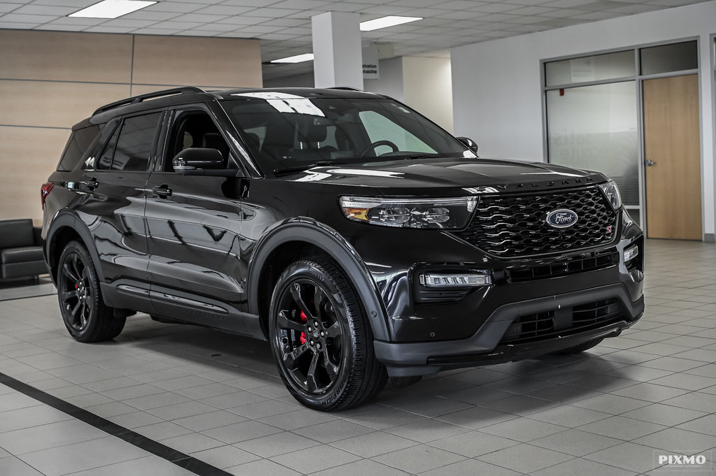 2022 Ford Explorer in Brossard, Quebec - 3 - w1024h768px