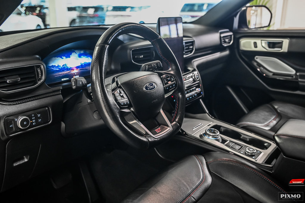 2022 Ford Explorer in Brossard, Quebec - 17 - w1024h768px