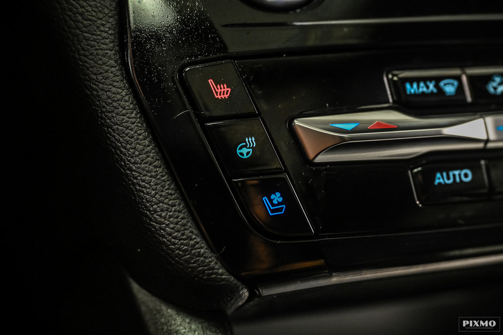 2022 Ford Explorer in Brossard, Quebec - 23 - w1024h768px