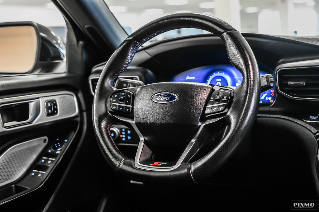 2022 Ford Explorer in Brossard, Quebec - 30 - w1024h768px