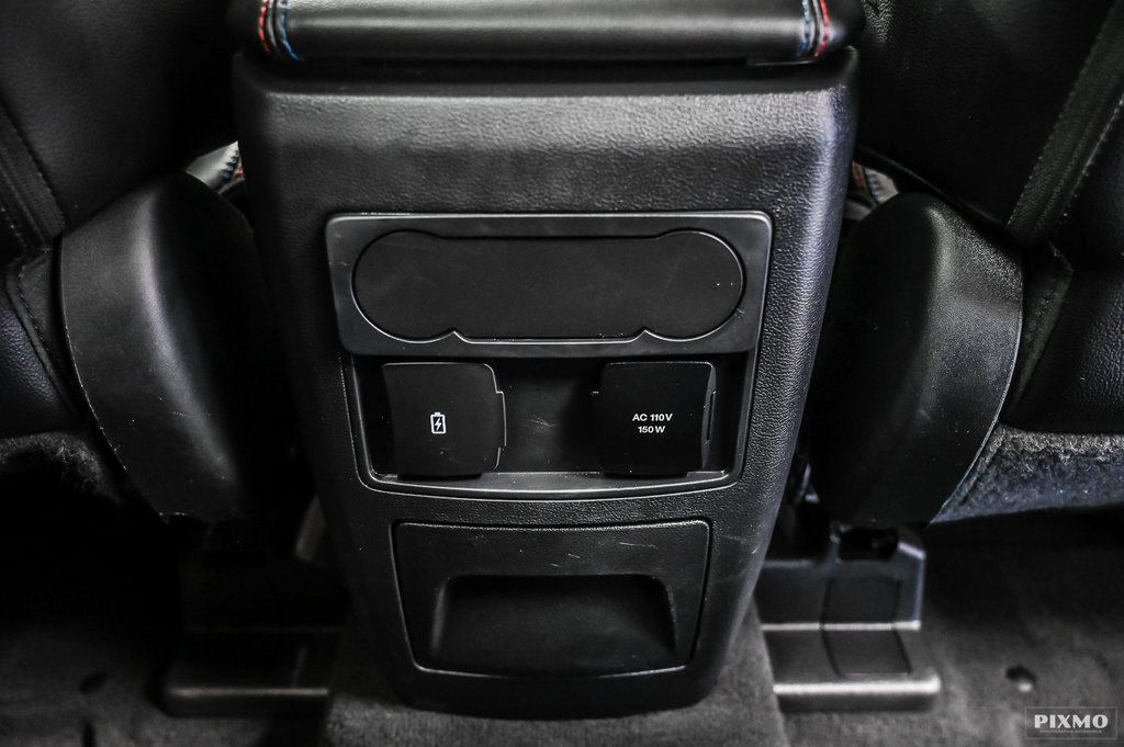2022 Ford Explorer in Brossard, Quebec - 28 - w1024h768px