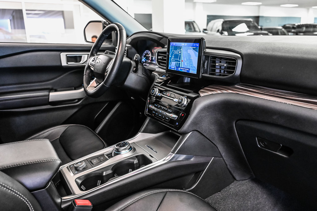 2023 Ford Explorer in Brossard, Quebec - 41 - w1024h768px