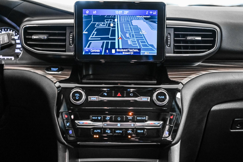2023 Ford Explorer in Brossard, Quebec - 39 - w1024h768px