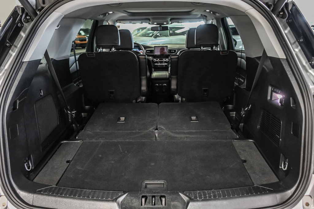 2023 Ford Explorer in Brossard, Quebec - 19 - w1024h768px