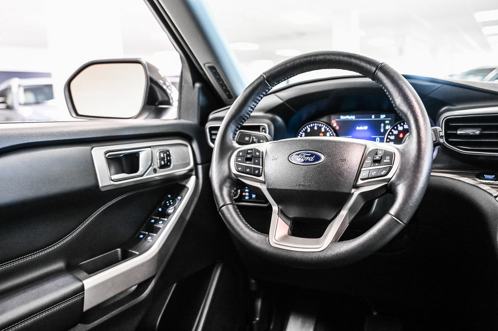 2023 Ford Explorer in Brossard, Quebec - 38 - w1024h768px