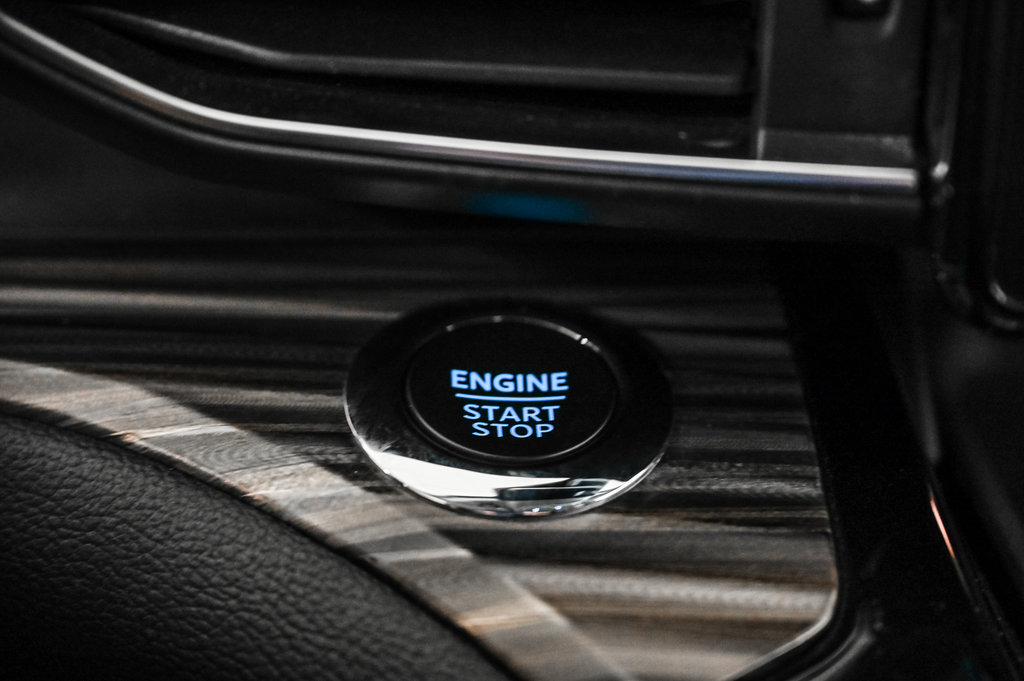 2023 Ford Explorer in Brossard, Quebec - 28 - w1024h768px