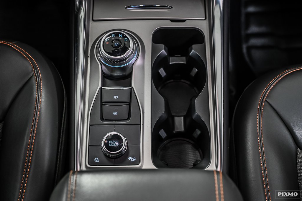 2023 Ford Explorer in Brossard, Quebec - 35 - w1024h768px