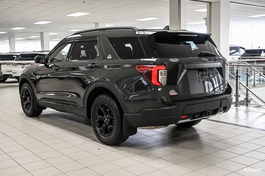 2023 Ford Explorer in Brossard, Quebec - 10 - w1024h768px