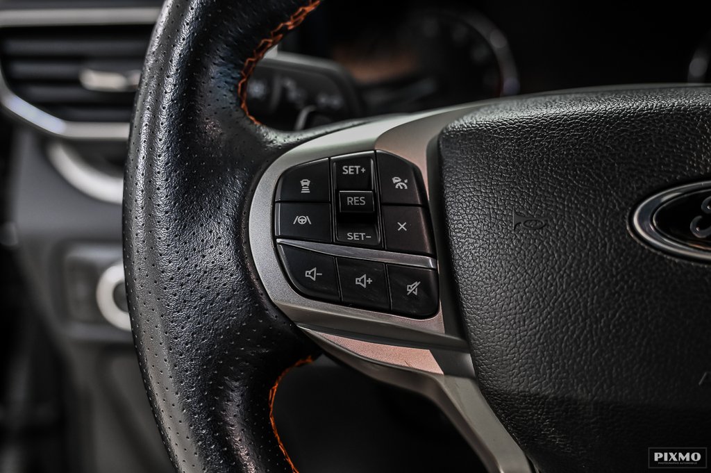 2023 Ford Explorer in Brossard, Quebec - 24 - w1024h768px