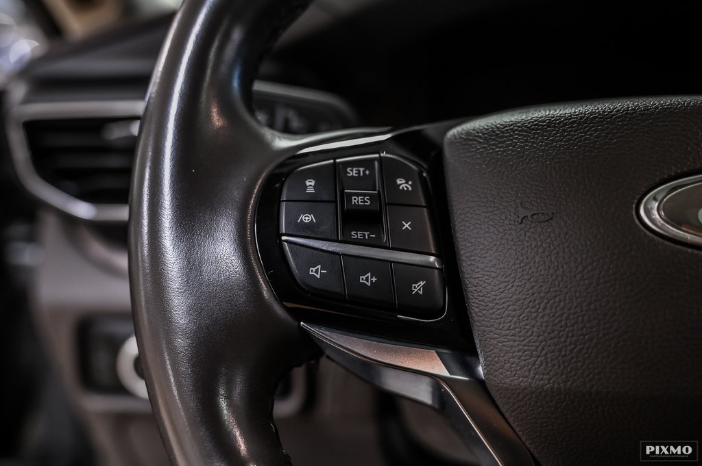 2023 Ford Explorer in Brossard, Quebec - 25 - w1024h768px