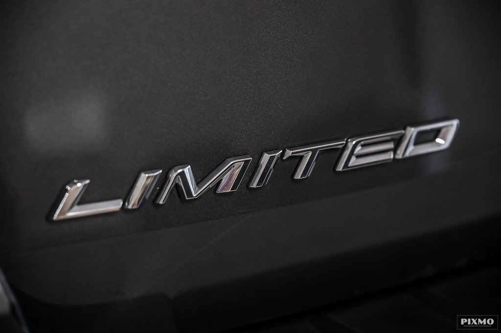 Ford Explorer Limited | 4WD | CUIR | TOIT PANO | CARPLAY | 2023 à Brossard, Québec - 15 - w1024h768px