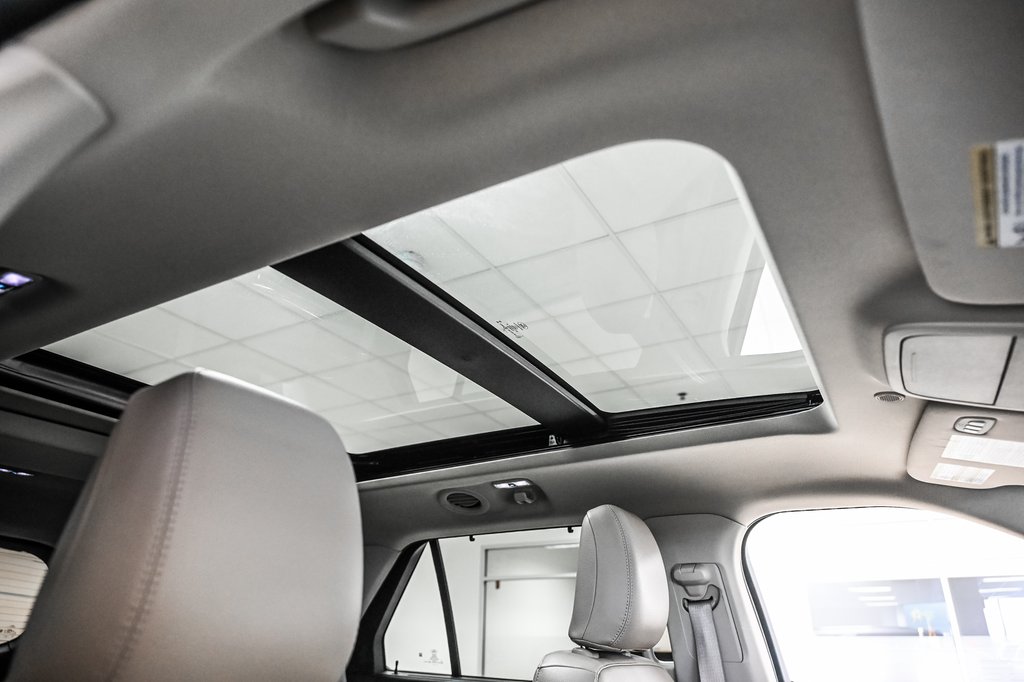 2024 Ford Explorer in Brossard, Quebec - 44 - w1024h768px