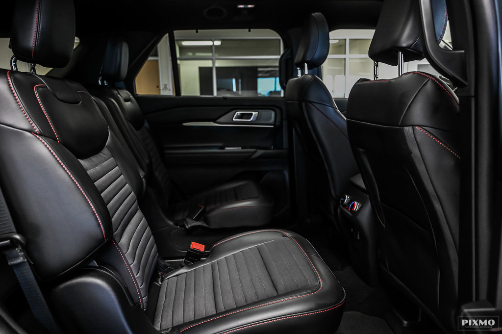 Ford Explorer  2025 à Brossard, Québec - 30 - w1024h768px