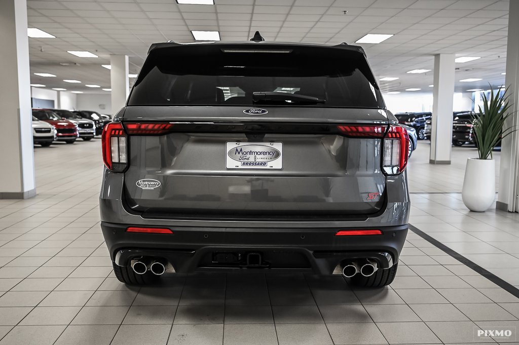 2025 Ford Explorer in Brossard, Quebec - 8 - w1024h768px