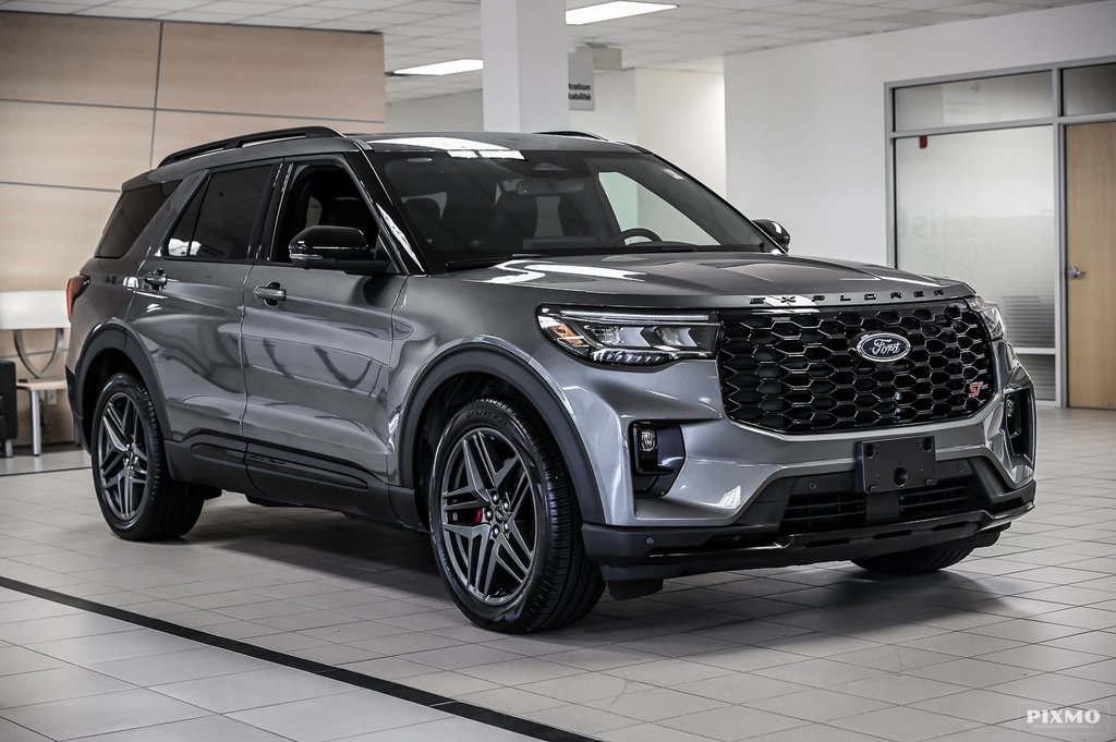 2025 Ford Explorer in Brossard, Quebec - 4 - w1024h768px