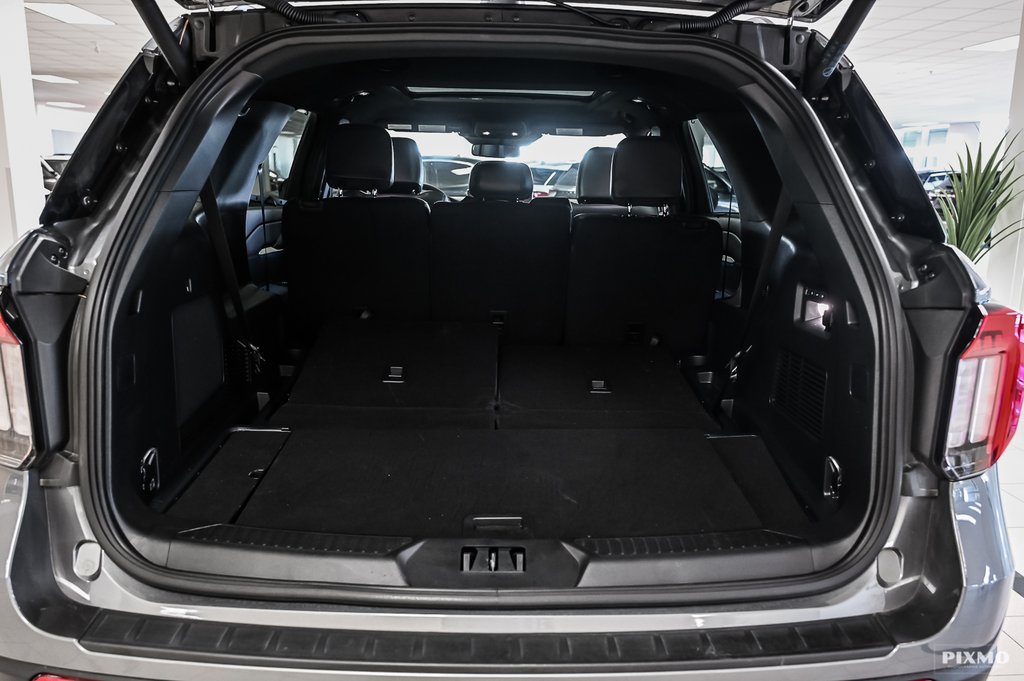 2025 Ford Explorer in Brossard, Quebec - 18 - w1024h768px