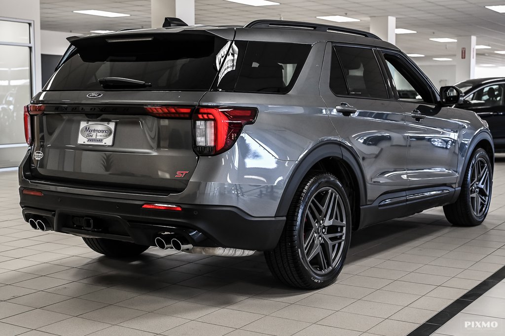 2025 Ford Explorer in Brossard, Quebec - 6 - w1024h768px