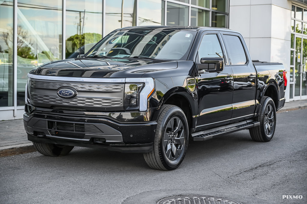 Ford F-150 Lightning  2022 à Brossard, Québec - 1 - w1024h768px