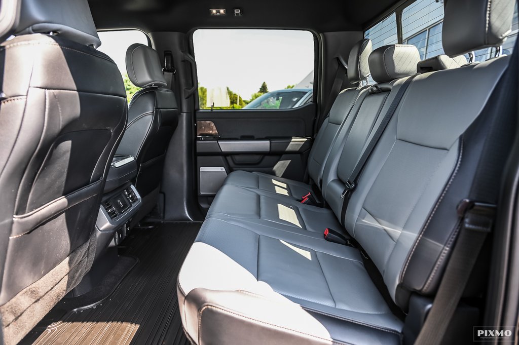2022 Ford F-150 Lightning in Brossard, Quebec - 27 - w1024h768px