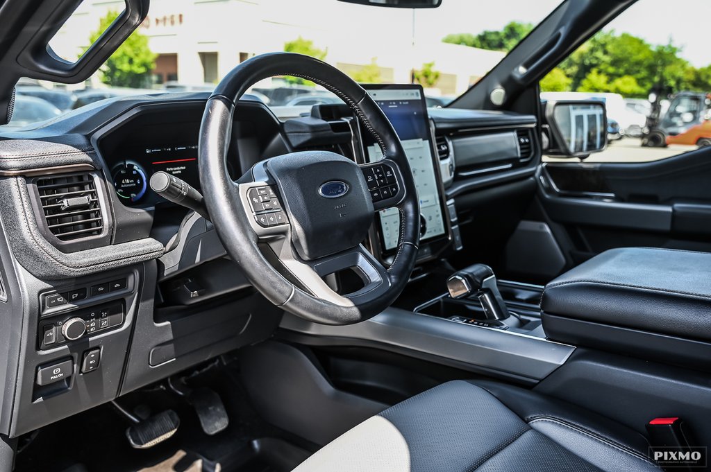 2022 Ford F-150 Lightning in Brossard, Quebec - 18 - w1024h768px