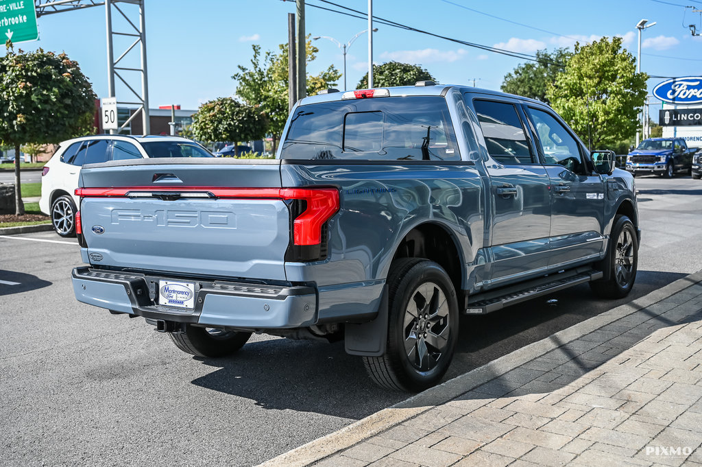 Ford F-150 Lightning  2023 à Brossard, Québec - 11 - w1024h768px