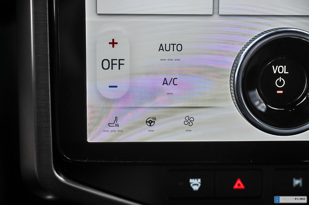 2023 Ford F-150 Lightning in Brossard, Quebec - 24 - w1024h768px