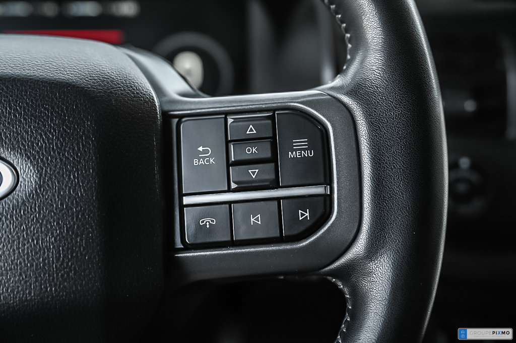 2023 Ford F-150 Lightning in Brossard, Quebec - 21 - w1024h768px