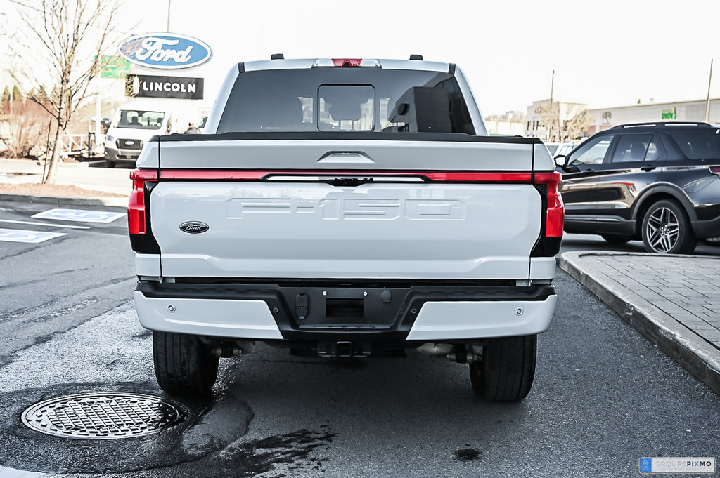 2023 Ford F-150 Lightning in Brossard, Quebec - 12 - w1024h768px