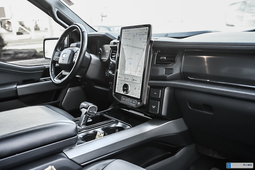 2023 Ford F-150 Lightning in Brossard, Quebec - 33 - w1024h768px