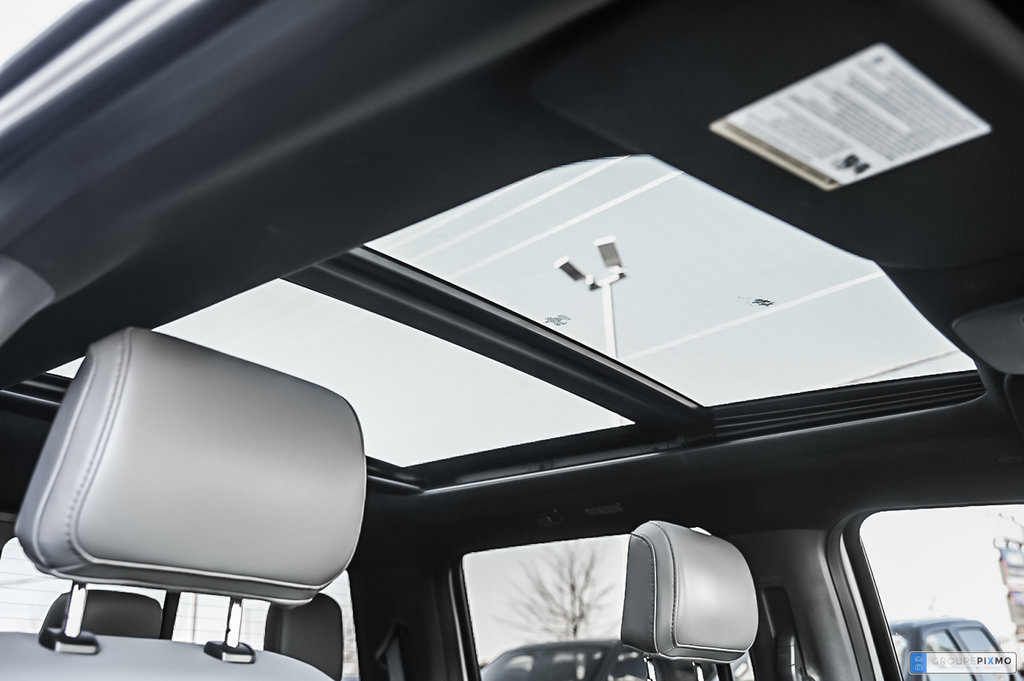 2023 Ford F-150 Lightning in Brossard, Quebec - 35 - w1024h768px