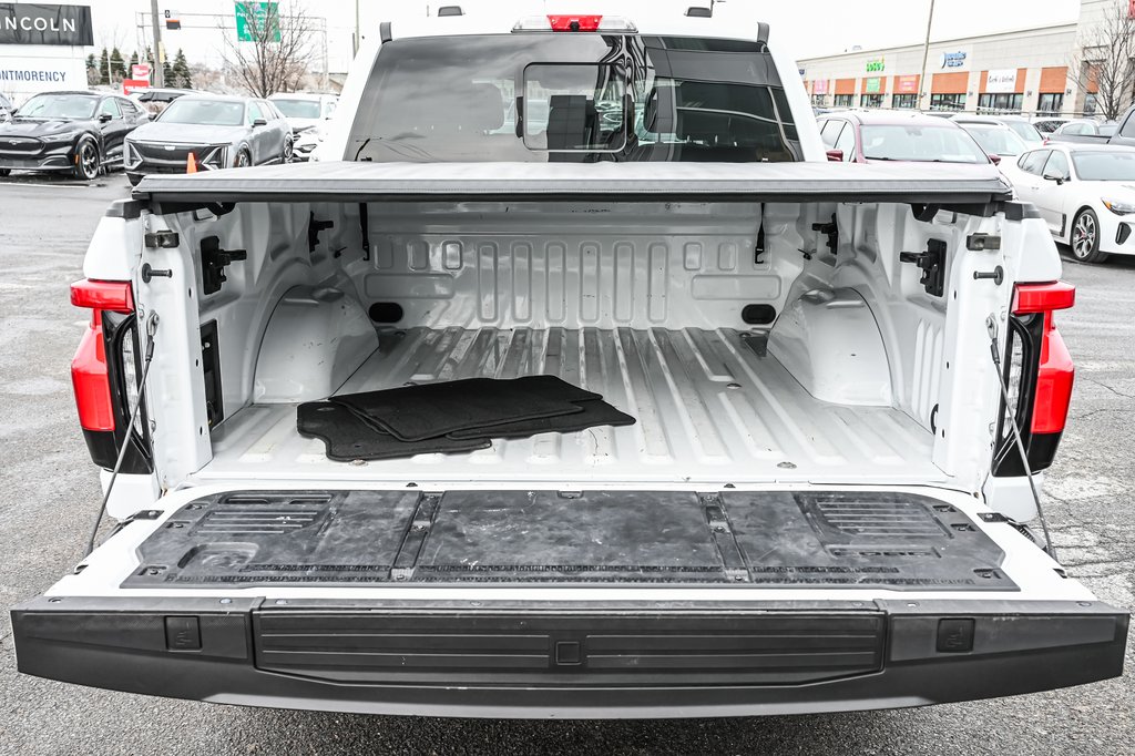 Ford F-150 Lightning LARIAT | EXTENDED RANGE 515KM | TOIT PANO | 2023 à Brossard, Québec - 16 - w1024h768px