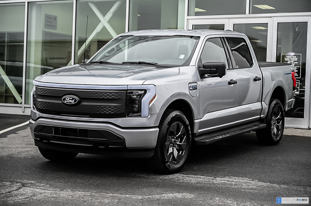 2024 Ford F-150 Lightning in Brossard, Quebec - 1 - w1024h768px