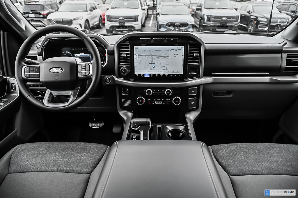 2024 Ford F-150 Lightning in Brossard, Quebec - 24 - w1024h768px