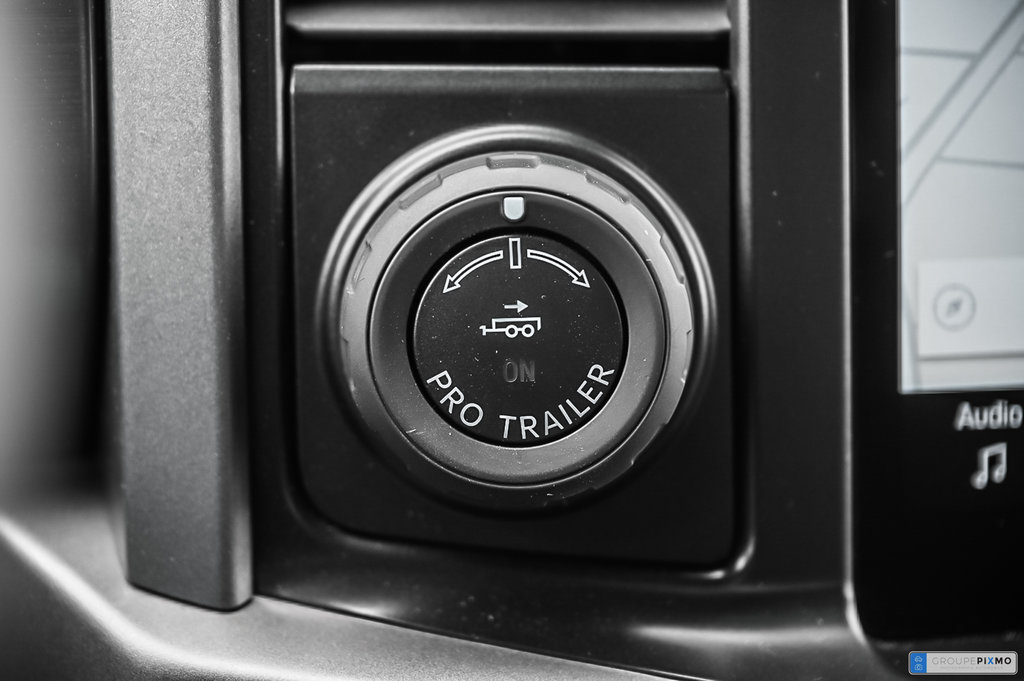 2024 Ford F-150 Lightning in Brossard, Quebec - 22 - w1024h768px