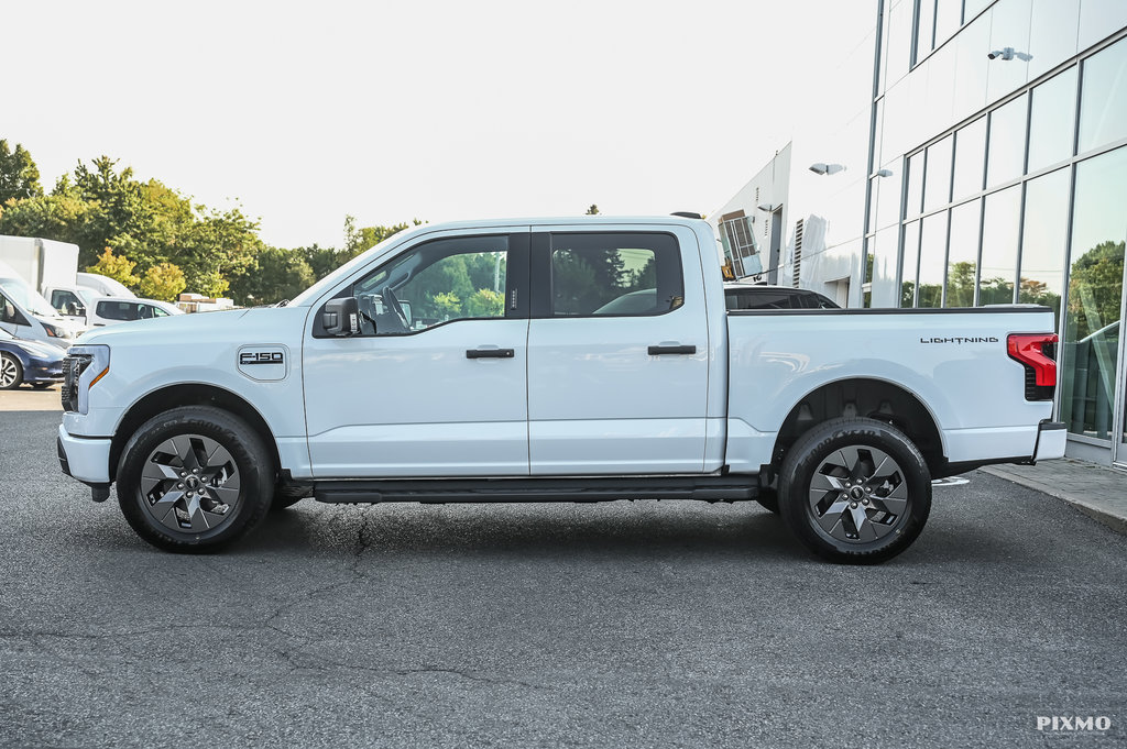 Ford F-150 Lightning  2024 à Brossard, Québec - 4 - w1024h768px