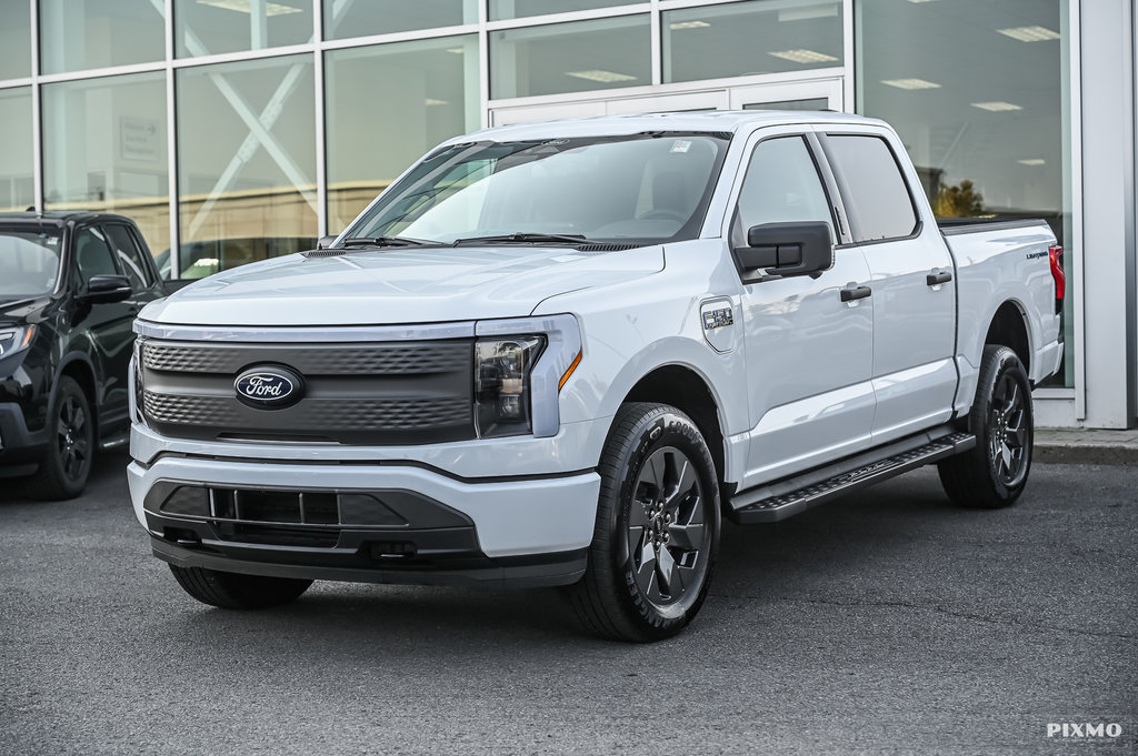 2024 Ford F-150 Lightning in Brossard, Quebec - 1 - w1024h768px