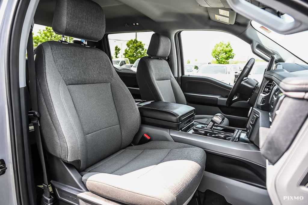 2024 Ford F-150 Lightning in Brossard, Quebec - 31 - w1024h768px