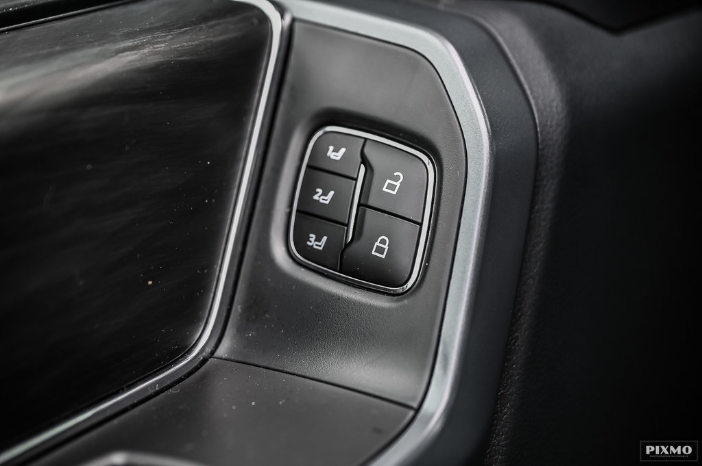 Ford F-150 Lightning LARIAT | SPÉCIAL DÉMO 4.49% | EXT RANGE 515KM | 2024 à Brossard, Québec - 17 - w1024h768px