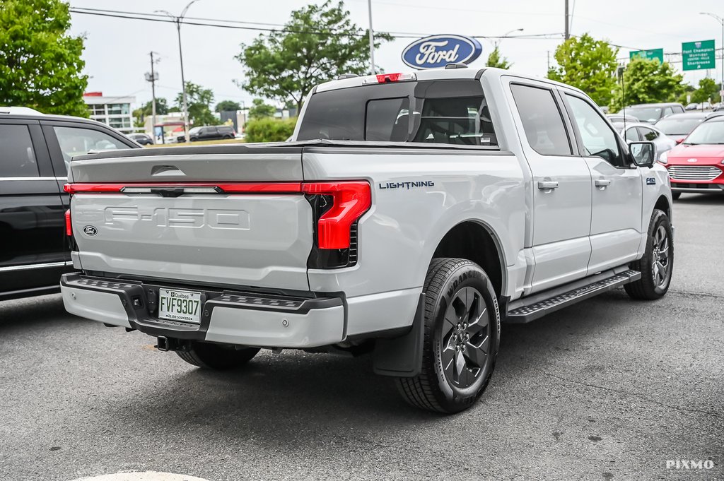 2024 Ford F-150 Lightning in Brossard, Quebec - 13 - w1024h768px