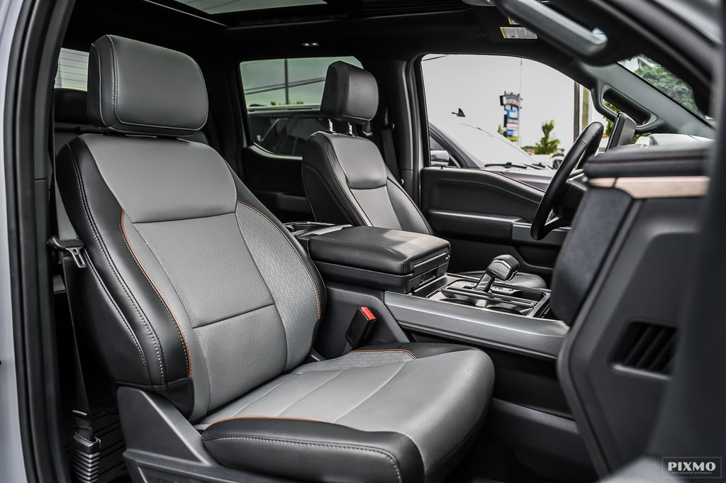 2024 Ford F-150 Lightning in Brossard, Quebec - 32 - w1024h768px